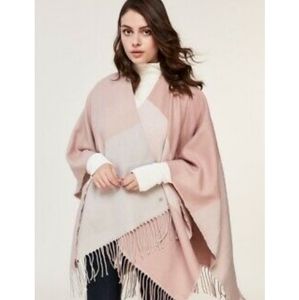 Soia and kyo scarfigan